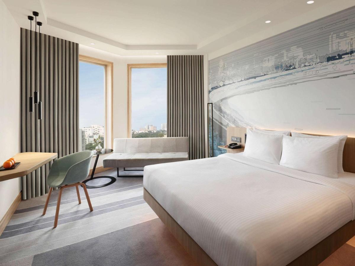 Novotel Mumbai Juhu Beach Kültér fotó Deluxe Room